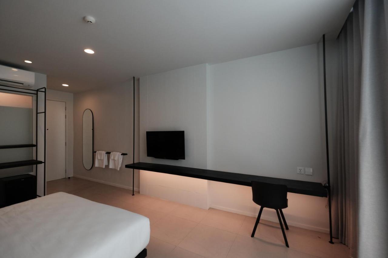 Chern Bangkok Exterior photo