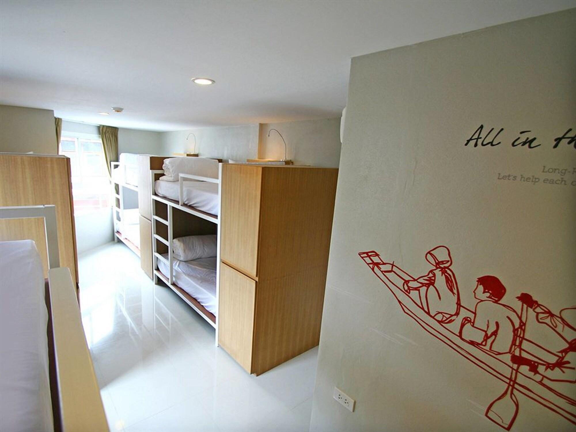 Chern Bangkok Exterior photo